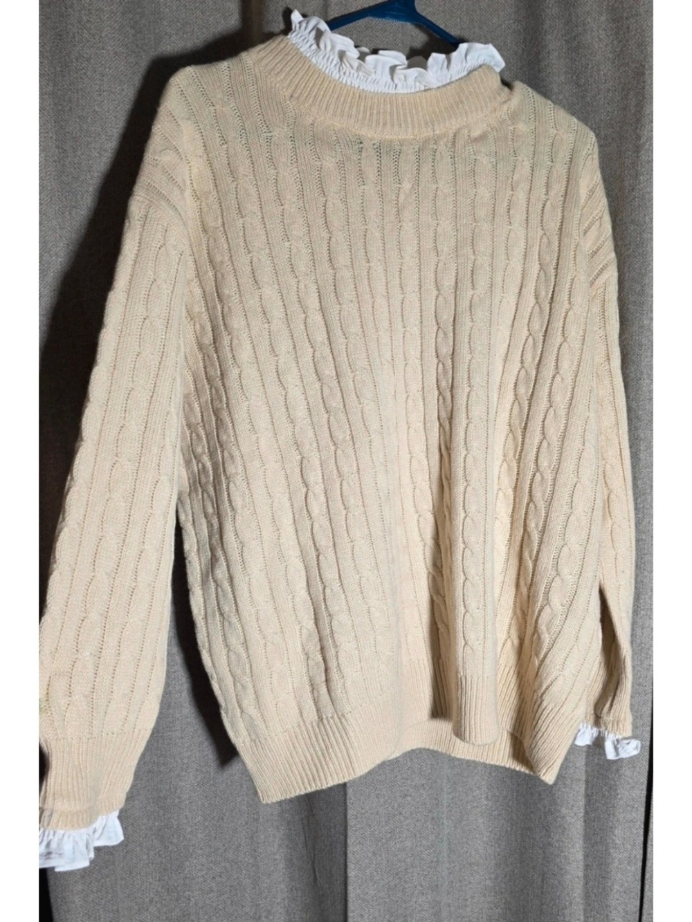 1x Cream Colored Sweater
